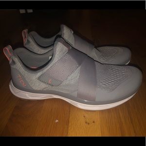 TIEM Cycling Shoes + Clips